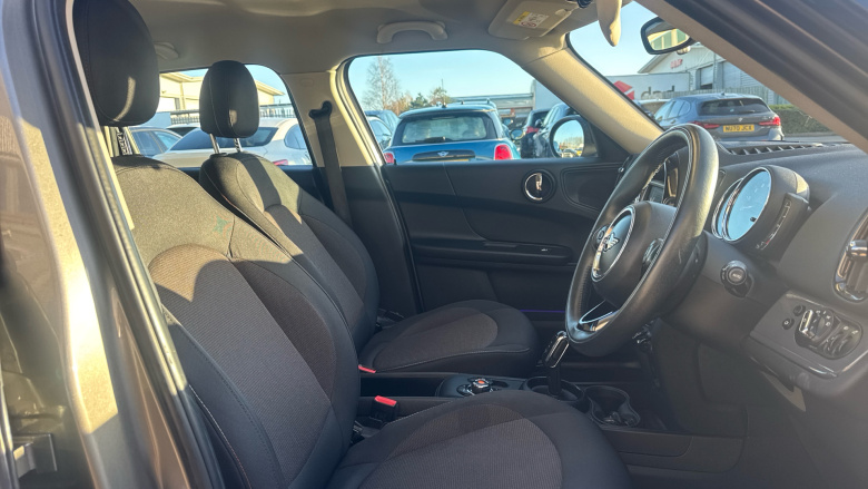 MINI Countryman 1.5 Cooper Classic 5dr Auto Petrol Hatchback